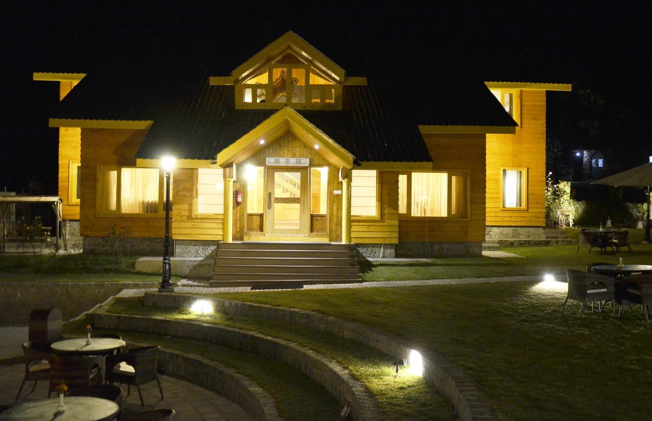 Kolahoi Green Resorts, Pahalgām Exteriör bild