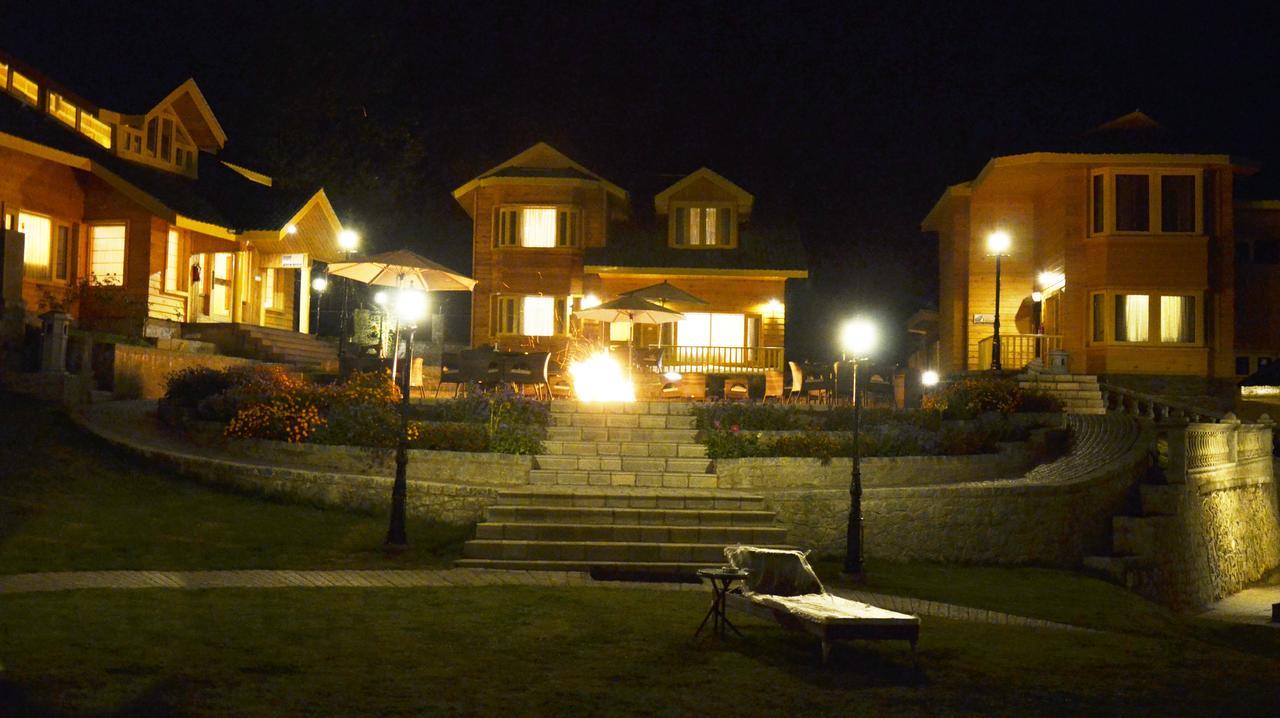 Kolahoi Green Resorts, Pahalgām Exteriör bild